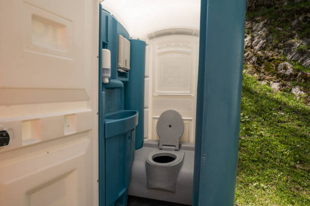 Best Portable Toilets with Baby Changing Stations in Itasca, IL